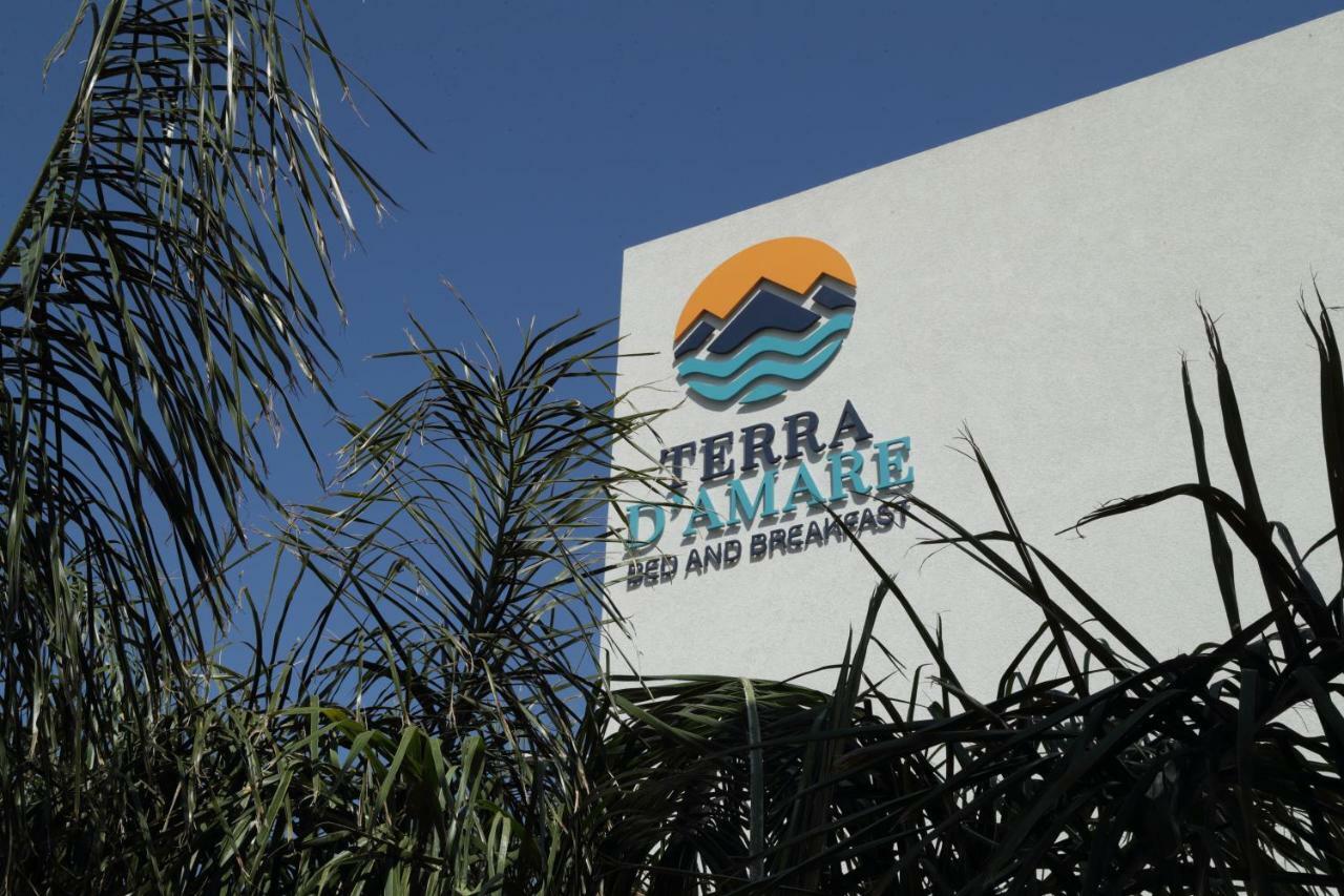 卡斯泰卢佐Terra D'Amare住宿加早餐旅馆 外观 照片